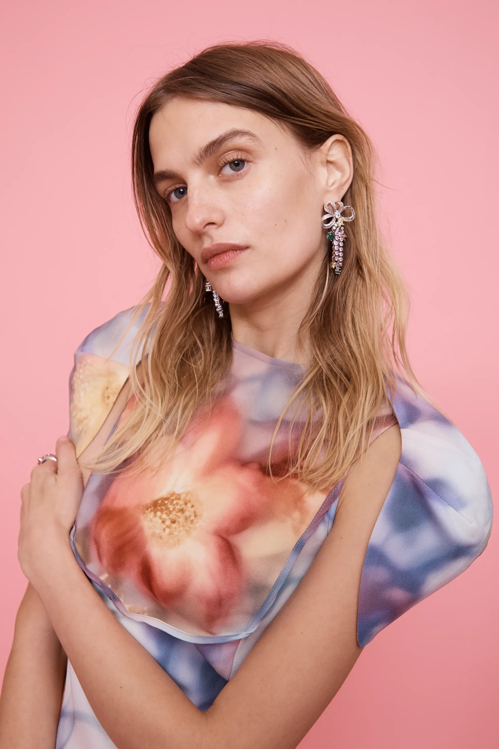 canary_bow_jangle_earrings_1.webp Earrings | Collina Strada CANARY BOW JANGLE EARRINGS