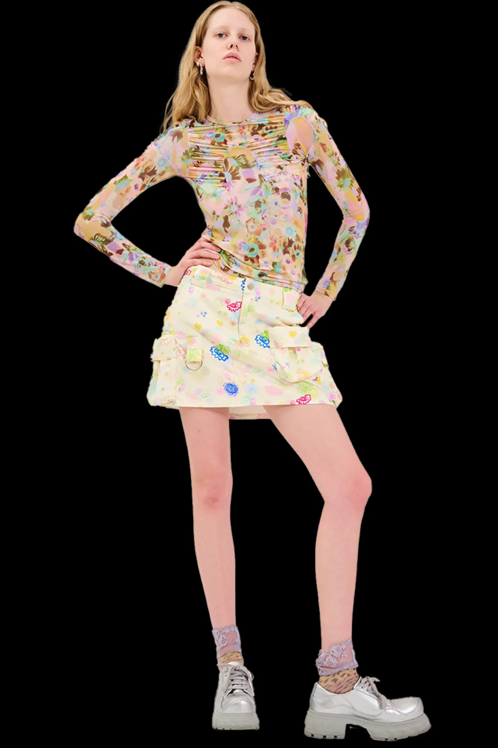 flower_puzzle_arc_ls_top_1.webp Tops | Collina Strada FLOWER PUZZLE ARC L/S TOP