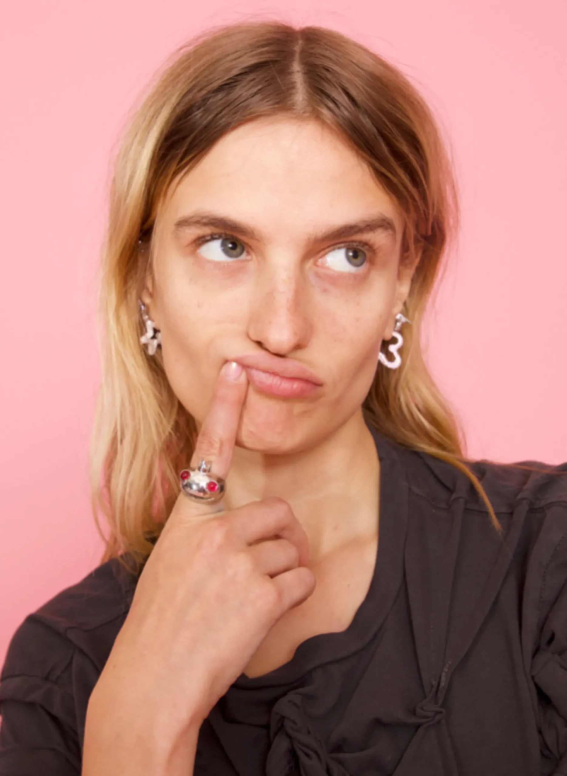 frog_prince_ring_silverpink_1.webp Rings | Collina Strada FROG PRINCE RING SILVER-PINK