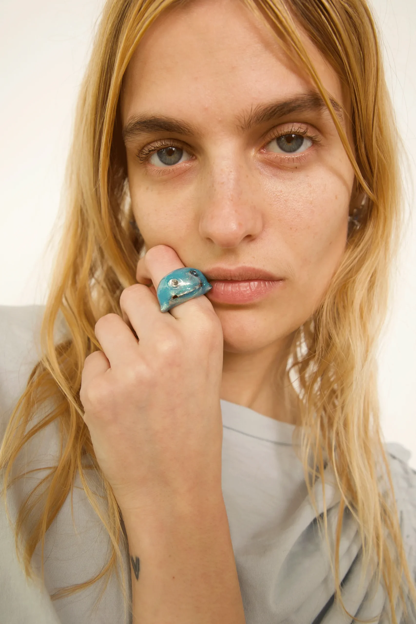 glitter_sky_dolphin_baby_ring_1.webp Rings | Collina Strada GLITTER SKY DOLPHIN BABY RING