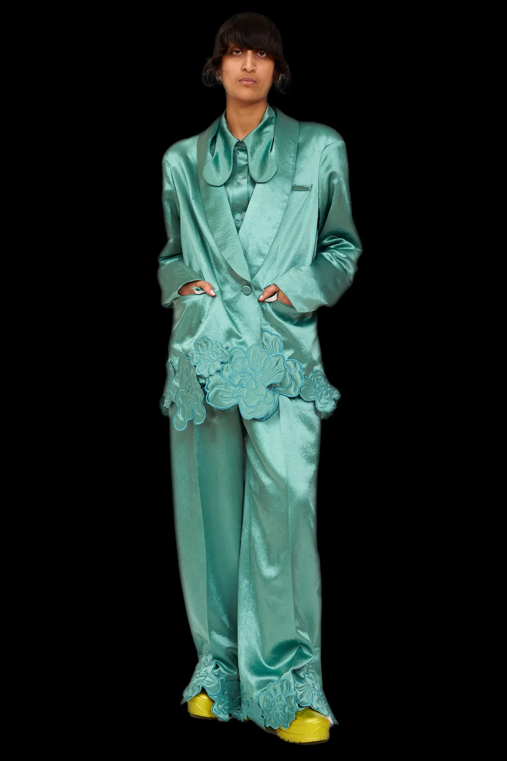 sage_green_ribbit_blazer_5.webp Outerwear | Collina Strada SAGE GREEN RIBBIT BLAZER