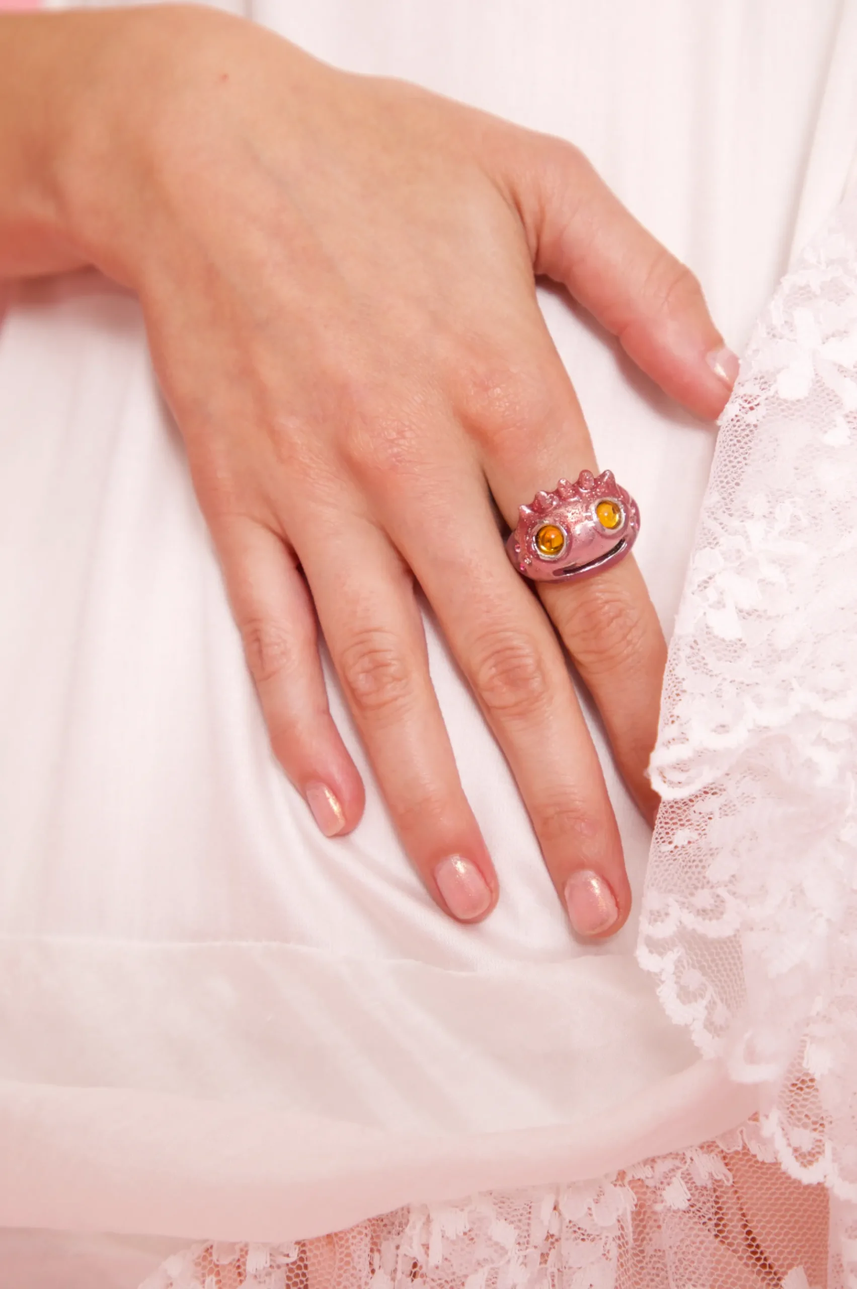 soft_pink_liberty_frog_1.webp Rings | Collina Strada SOFT PINK LIBERTY FROG
